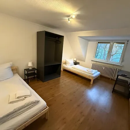In 214dg 3 Schlafzimmer, Kueche, Bad 6 Betten * Würzburg