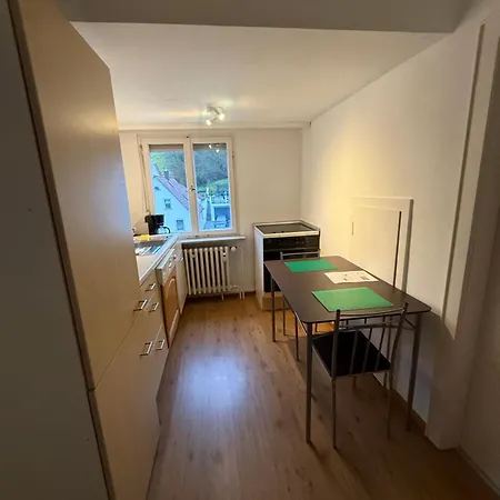 In 214dg 3 Schlafzimmer, Kueche, Bad 6 Betten Appartement *