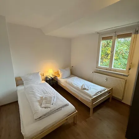 In 214dg 3 Schlafzimmer, Kueche, Bad 6 Betten Würzburg